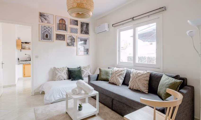 Apartment for rent with terrace