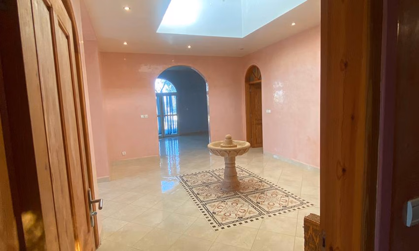 Villa à vendre avec piscine