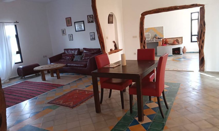Villa for sale with swimming pool - view 5
