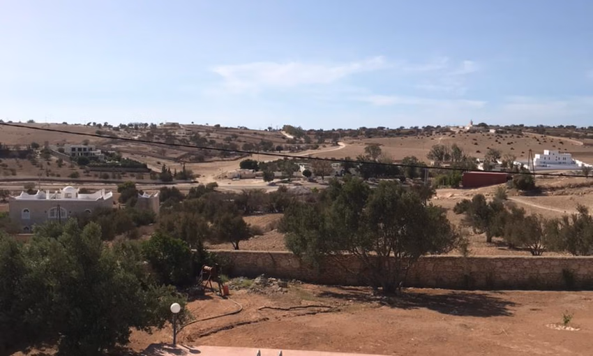 Villa à vendre avec piscine - view 3