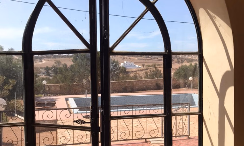 Villa à vendre avec piscine - view 8