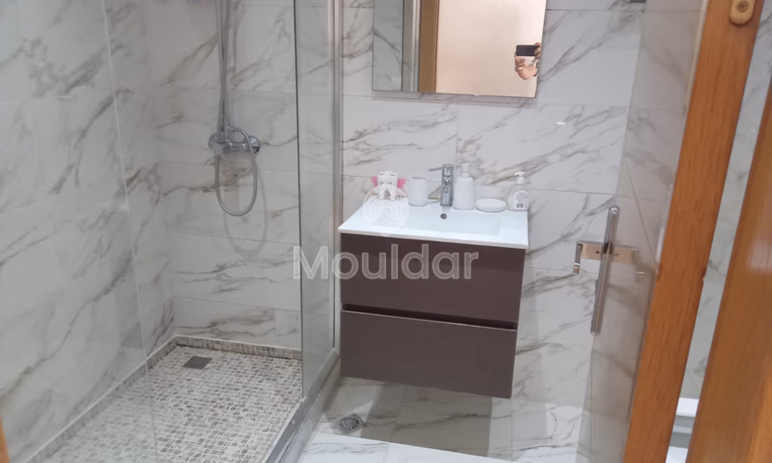 Apartment for rent with terrace Apartment for rent with terrace