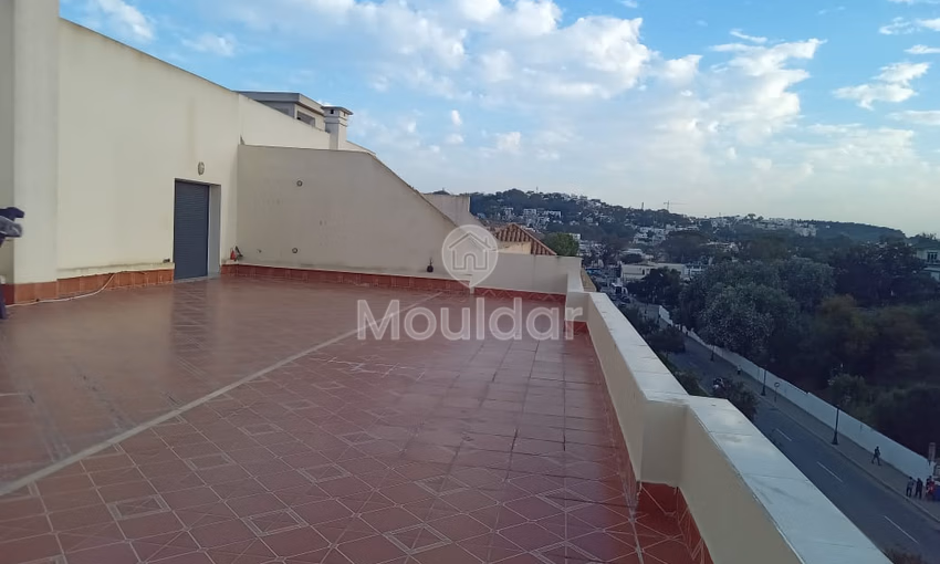 Apartment for rent with terrace Apartment for rent with terrace