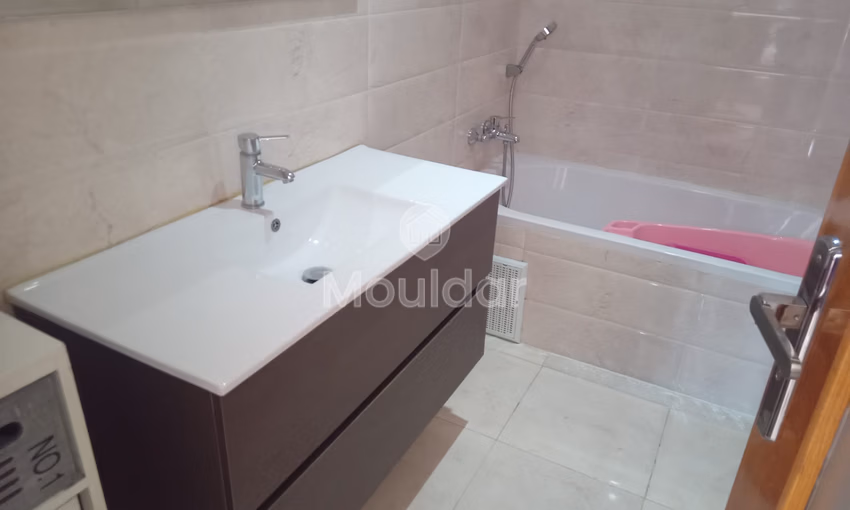 Apartment for rent with terrace Apartment for rent with terrace