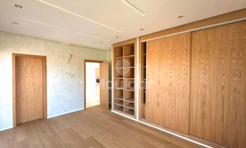 Villa à vendre - 4 chambres, 680m² habitable Villa à vendre - 4 chambres, 680m² habitable