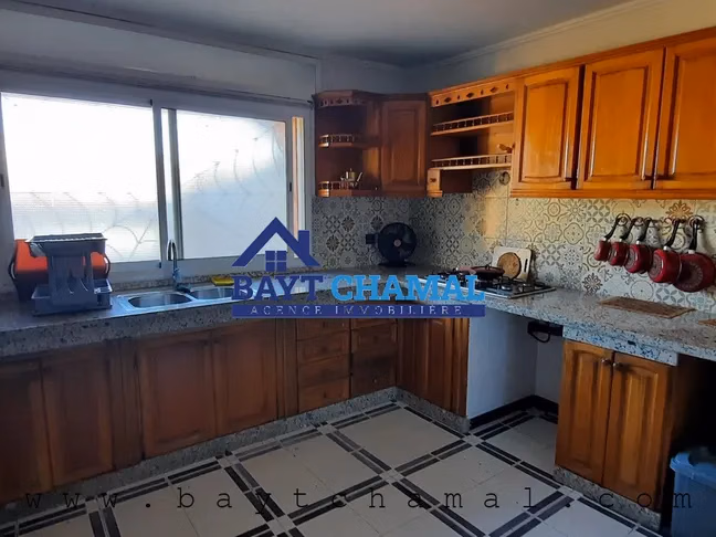 Villa en Alquiler en Tánger: Elegancia y Confort en 200m²