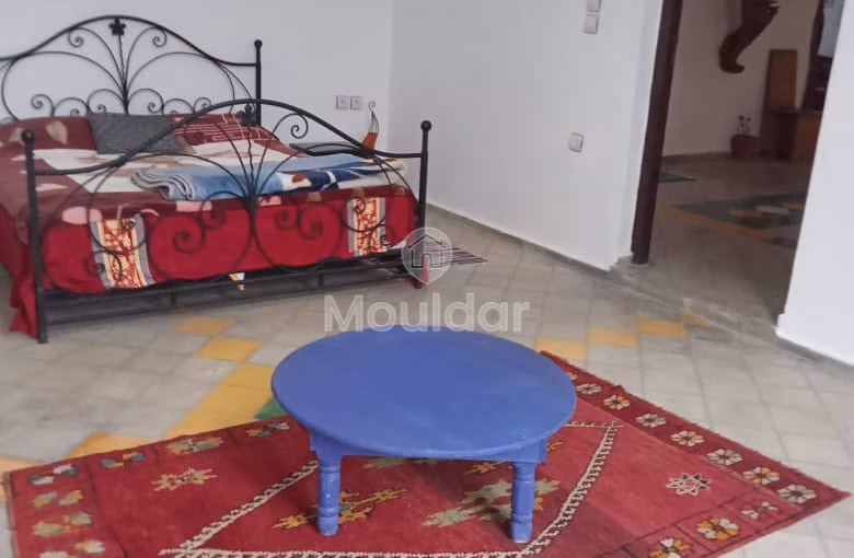 فيلا للبيع مع مسبح، 4 غرف نوم