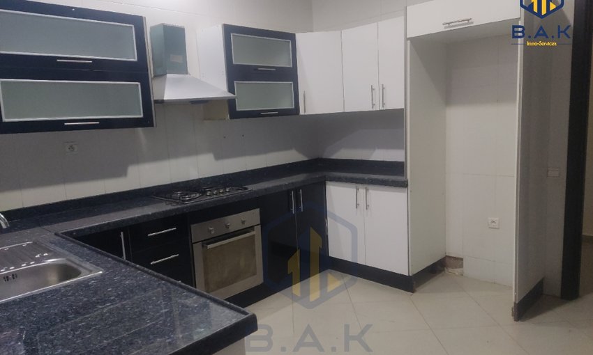 Apartamento para alugar com varanda no primeiro andar - view 10