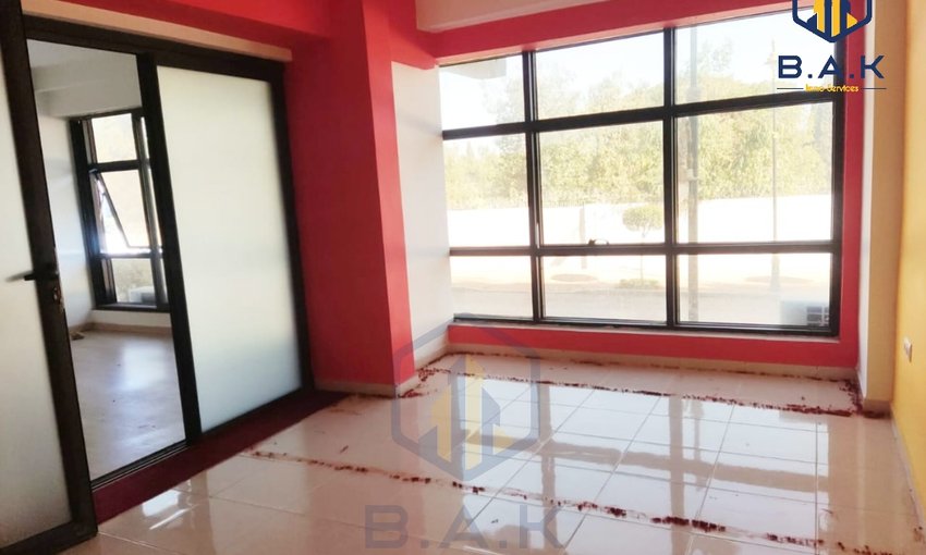Birinci katta teraslı kiralık ofis - view 7