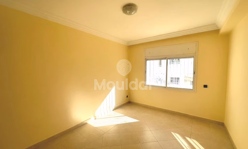 Appartement à louer, 3 chambres, 142 m²