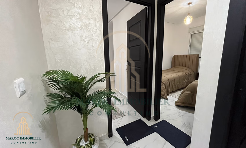 شقة للإيجار مع شرفة في الطابق الثالث