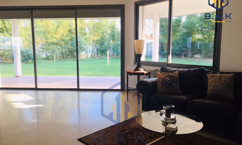 فيلا للبيع مع تراس فيلا للبيع مع تراس