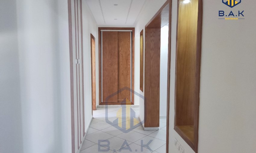 Apartamento en alquiler con terraza - view 5