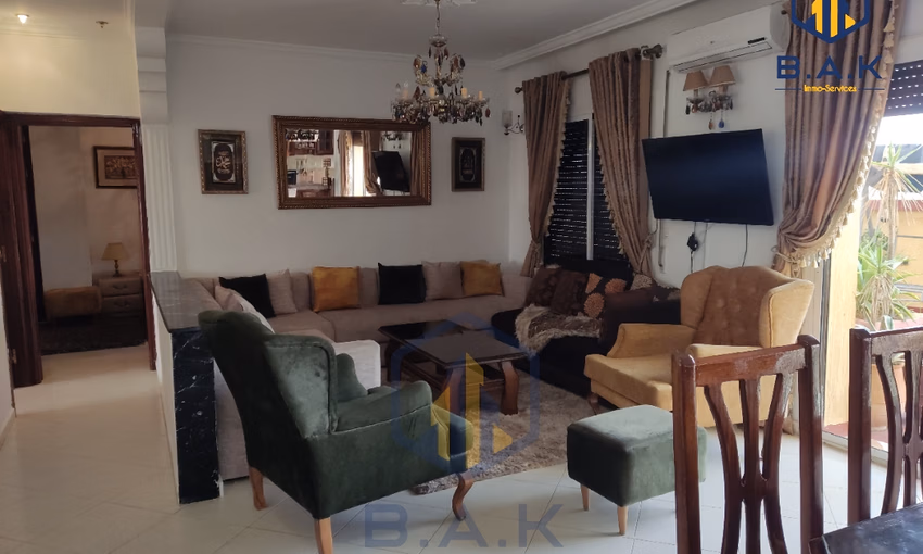 شقة للإيجار مع تراس في الطابق السادس