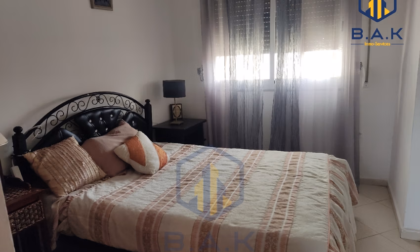 شقة للإيجار مع تراس في الطابق السادس شقة للإيجار مع تراس في الطابق السادس