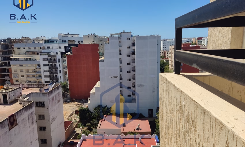 Apartamento en venta con balcón - view 16