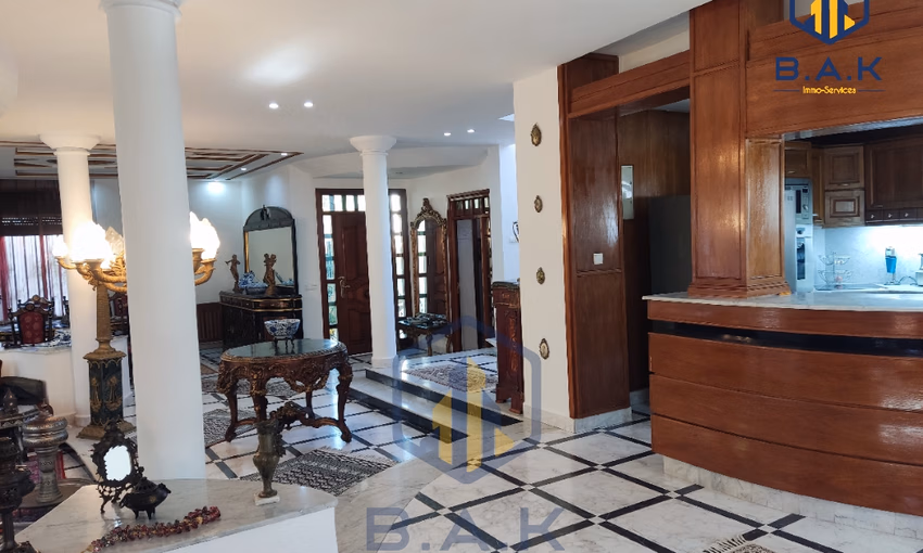 Villa à vendre avec terrasse et deux étages - view 11