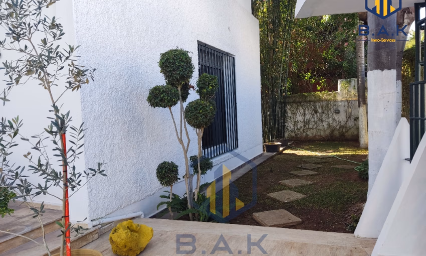 Villa à vendre avec terrasse et deux étages - view 7