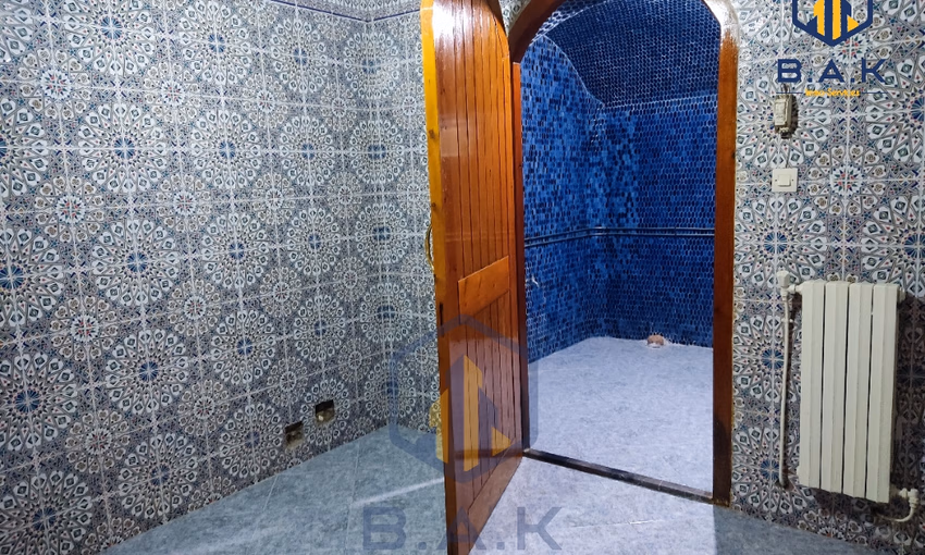 Villa à vendre avec terrasse et deux étages - view 27