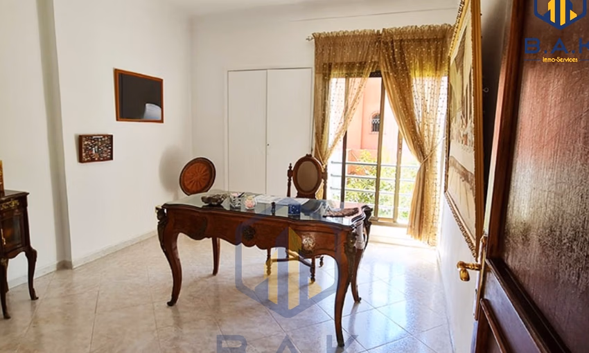 Villa à vendre avec terrasse et deux étages - view 22