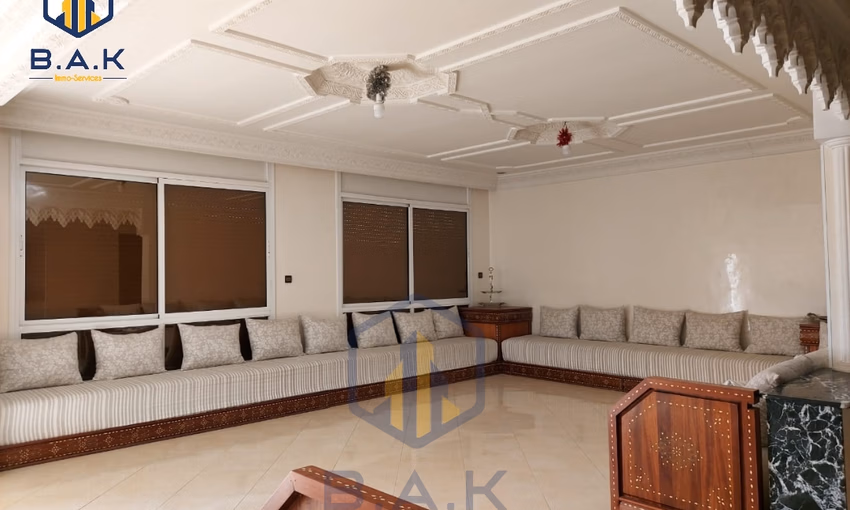 منزل للبيع مع تراس و طابقين