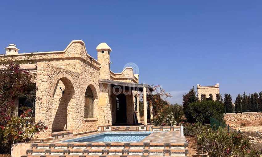 فيلا أحلام مع 3 غرف نوم وحمام سباحة!