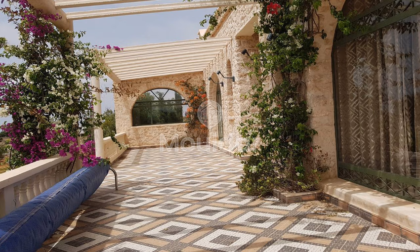 فيلا أحلام مع 3 غرف نوم وحمام سباحة!