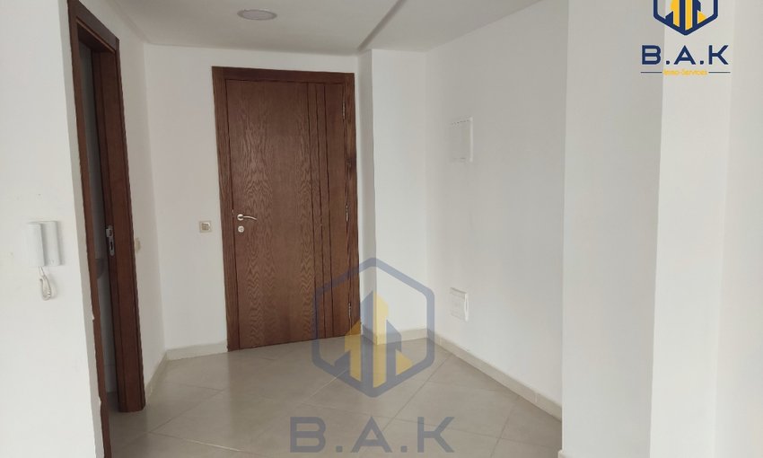 Birinci katta kiralık ofis - view 9