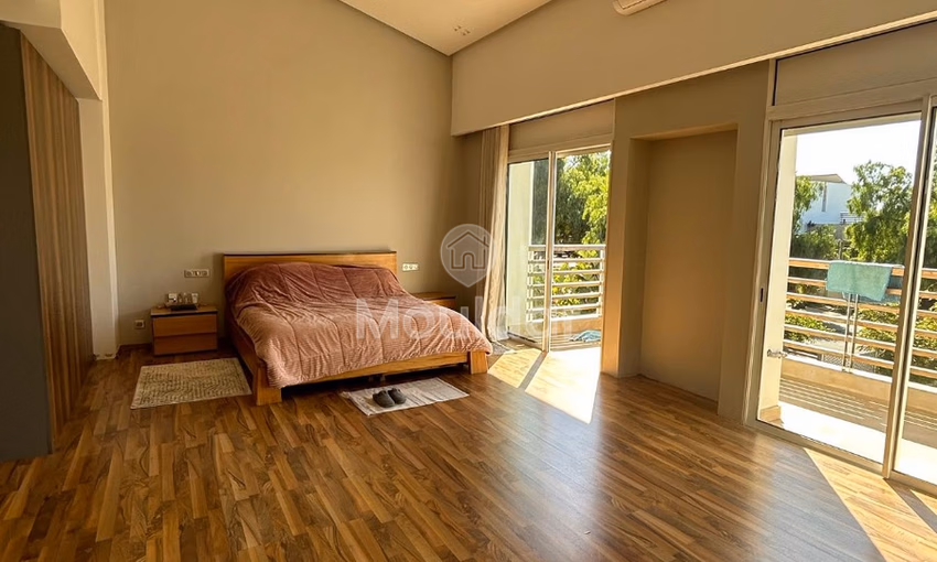 Villa for buy with swimming pool