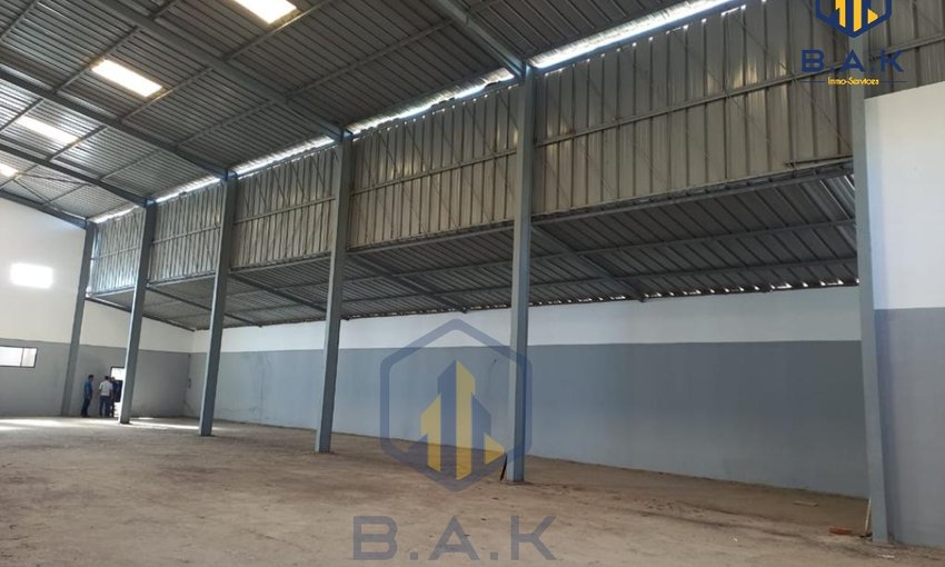 Spatiu industrial de vânzare cu parcare - view 6