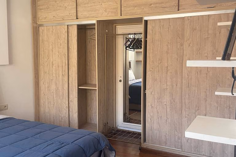 شقة للبيع مع تراس في الطابق الثالث شقة للبيع مع تراس في الطابق الثالث