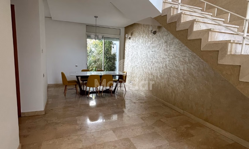 Villa en alquiler con piscina