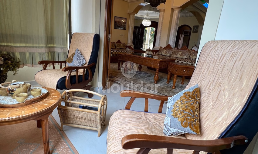 Villa for buy with terrace