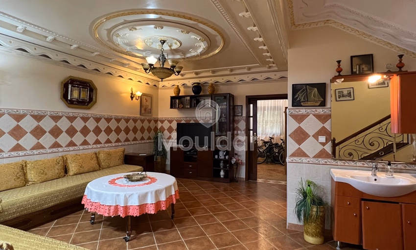 Villa for buy with terrace