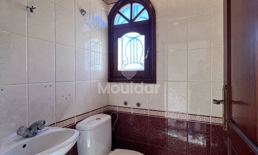 فيلا للشراء مع تراس فيلا للشراء مع تراس