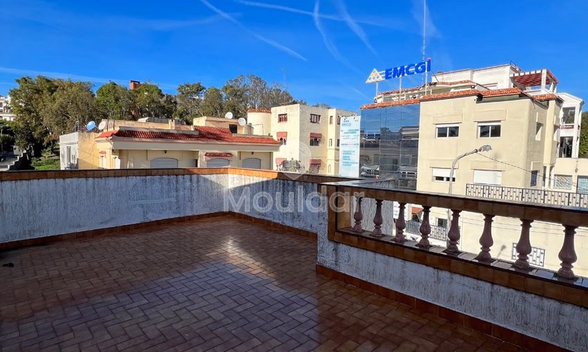 فيلا للشراء مع تراس فيلا للشراء مع تراس