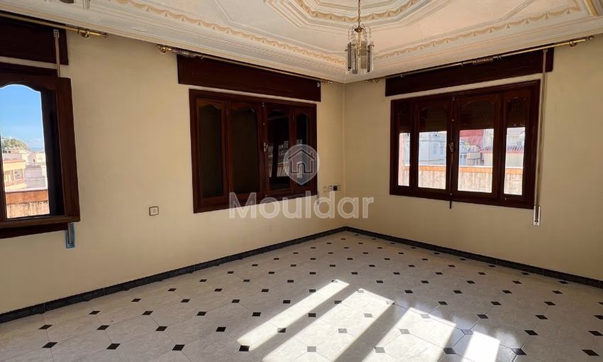 فيلا للشراء مع تراس فيلا للشراء مع تراس