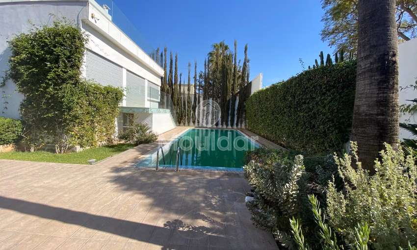 Villa en alquiler con piscina