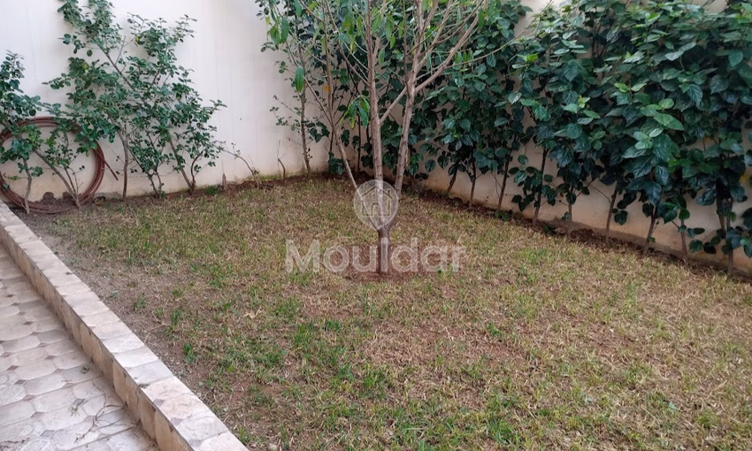 Villa for buy with garden