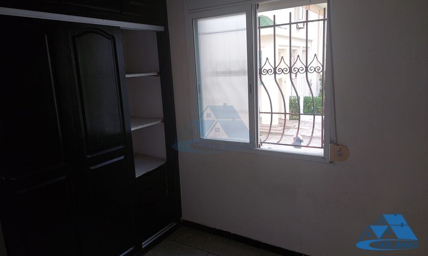 Appartement à vendre avec jardin au premier étage - view 2