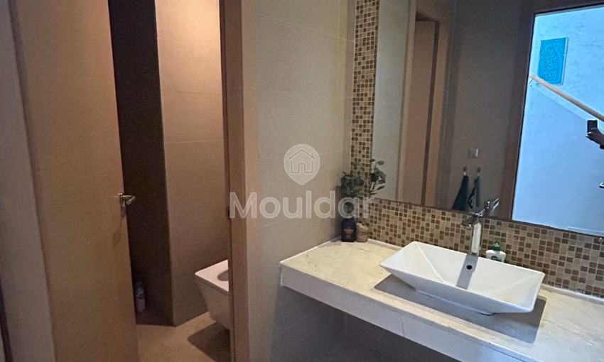 فيلا للإيجار مع مسبح