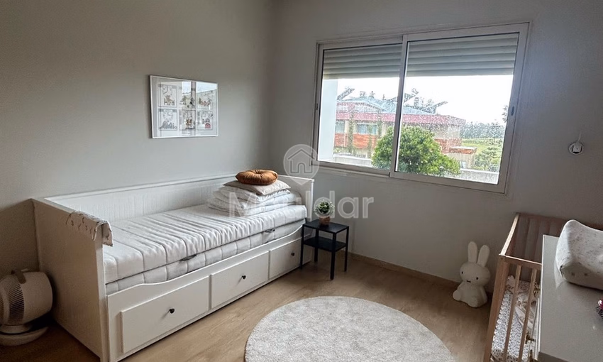 فيلا للإيجار مع مسبح