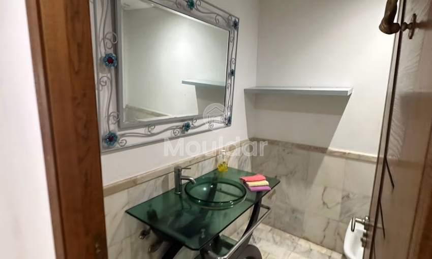 Appartement à louer, 2 chambres, 110 m²