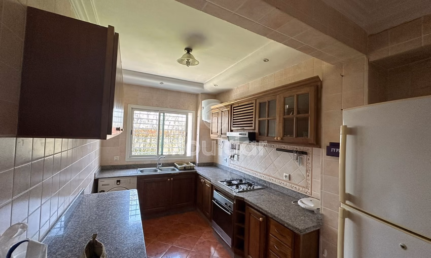 Appartement à louer, 2 chambres, 110 m²