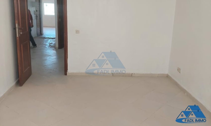 Appartement à vendre au premier étage - view 2
