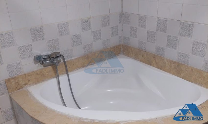 Appartement à vendre au premier étage - view 3