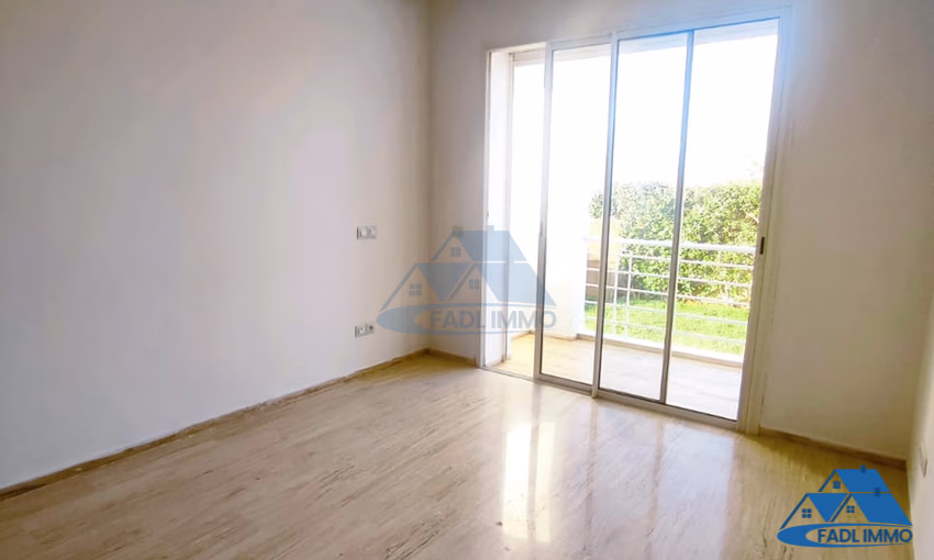 Terası olan kiralık daire - view 1