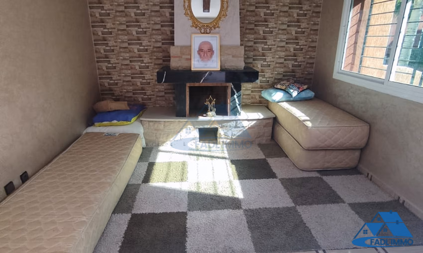 فيلا للبيع مع تراس