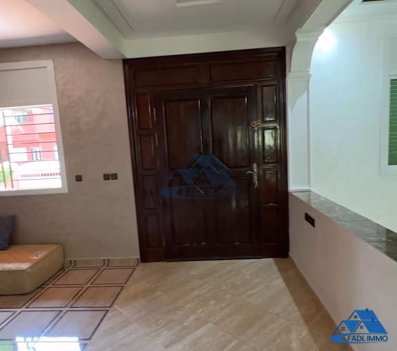 فيلا للبيع مع تراس