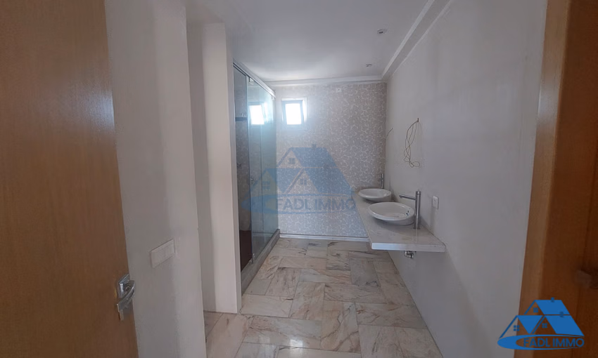 Appartement à vendre avec terrasse